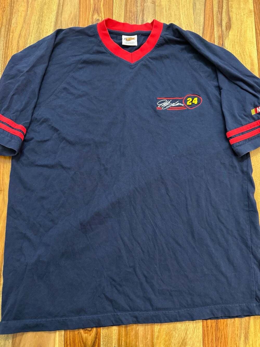 Vintage Winners Circle Jeff Gordon NASCAR V-Neck T-Shirt, Sz Large